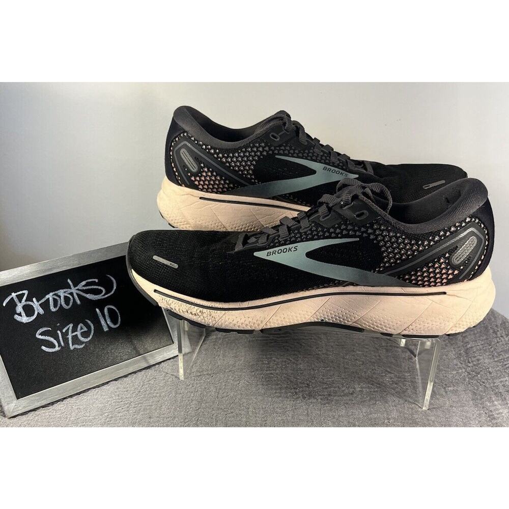 Women's Brooks Ghost 14 Athletic Sneaker Size 10